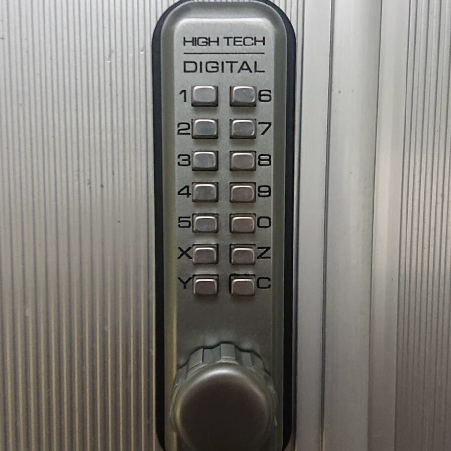 オートロックキー